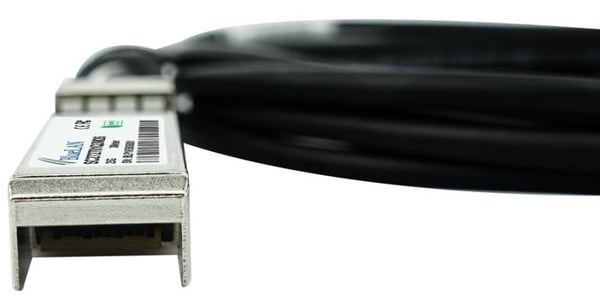 BlueOptics UACC-DAC-SFP28-2M-BL InfiniBand og fiberoptisk kabel Sort