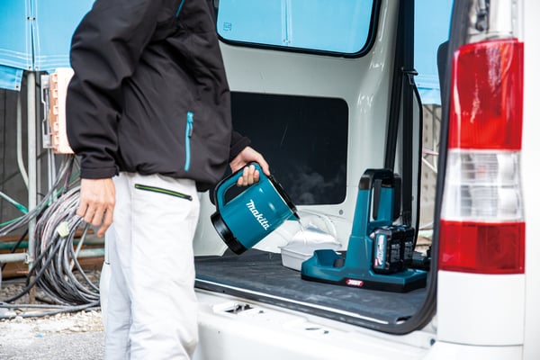Miniatyrbillede 8 af 21: Makita KT001GZ elkedel 0,8 L Sort, Blå