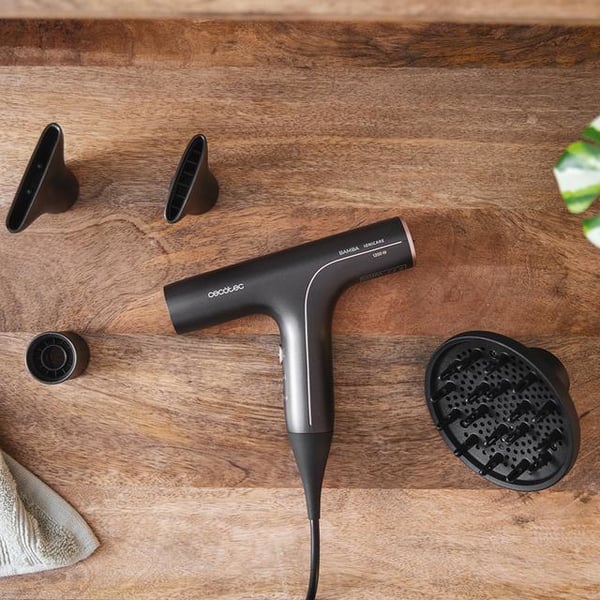 Miniatyrbild 4 av 9: Cecotec Bamba IoniCare 6000 Rockstar Soft Pro hårfön 1200 W Svart