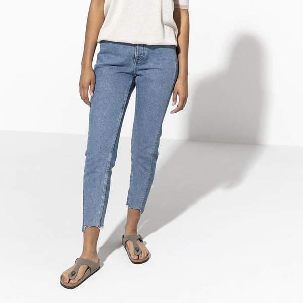 Miniatyrbillede 8 af 8: Birkenstock Gizeh Sandaler Unisex Grå