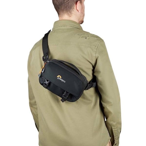 Miniatyrbillede 2 af 10: Lowepro Trekker Lite HP 100 Slynge etui Sort