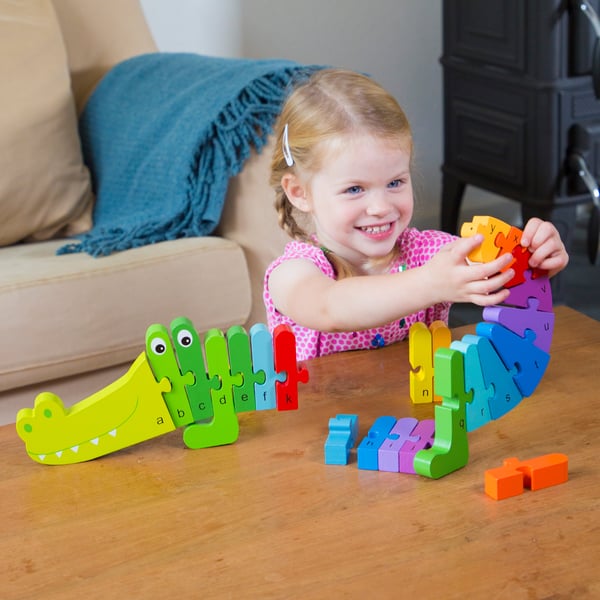 Pikkukuva 5 / 7: New Classic Toys Crocodile Muotopalapeli Eläimet