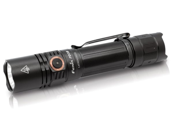 Fenix PD35 V3.0 ficklampor Svart Ficklampa LED