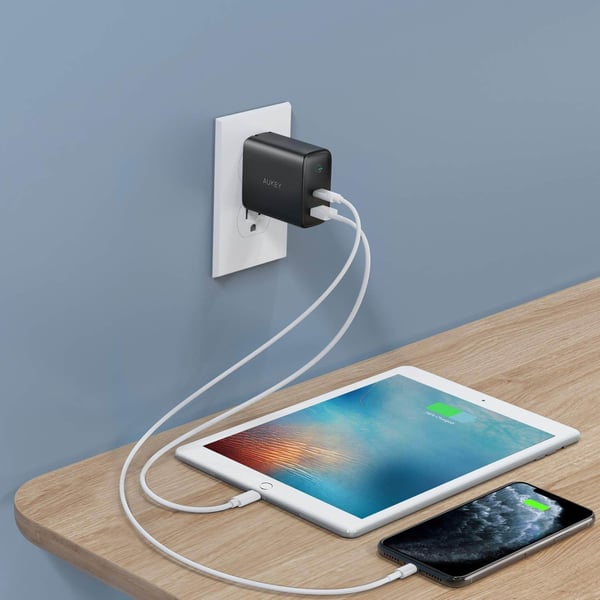 AUKEY Focus Duo Universel Sort Vekselstrøm Indendørs