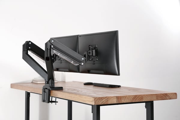 Miniatyrbillede 3 af 8: DIGITUS Dobbelt Monitorholder med Gasfjeder og Klemmebeslag