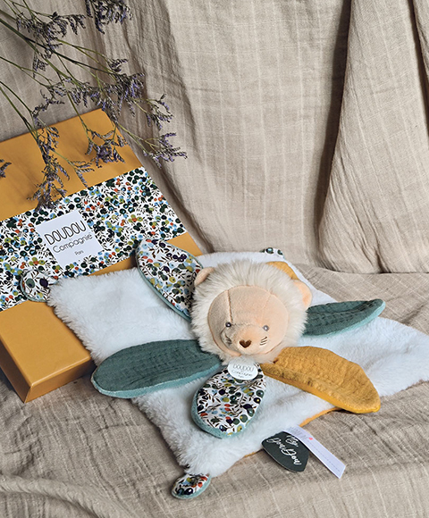 Doudou et Compagnie DC4025 täytetty lelu