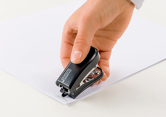 Miniatyrbillede 2 af 2: Novus 020-1907 clip Sort