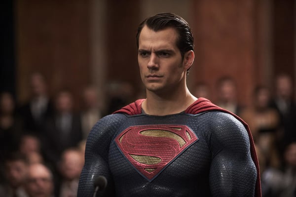 Pikkukuva 6 / 7: Warner Bros Batman v Superman. Dawn of Justice DVD Saksa, Italia, Ranska, Englanti