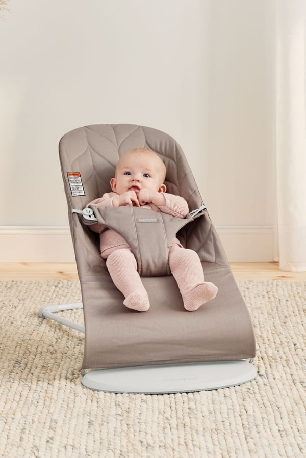Pikkukuva 7 / 12: BabyBjorn Bliss vauvojen sitteri Harmaa
