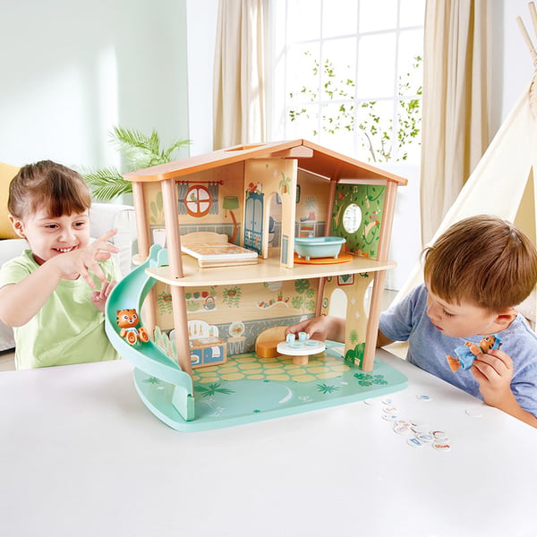 Pikkukuva 2 / 3: Hape E3412 roolipelilelu