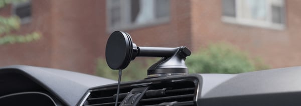 iOttie Velox Mini Qi2 Active-hållare Mobiltelefon / smartphone Svart