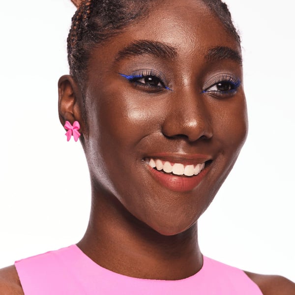 Essence 8h Matte comfort lipliner 0,3 g 17 Must Have Brown