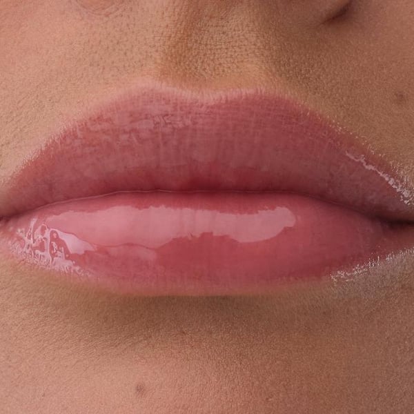 Miniatyrbillede 2 af 8: CATRICE Glaze Guard Lip Treatment læbepomade 010 Love Barrier Kvinder