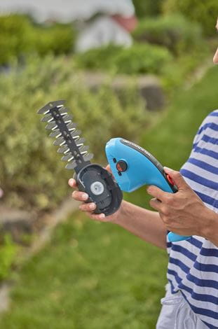 Gardena 9884-20 batteridrivna trädgårdssaxar 8 cm 3,6 V Litium-Ion (Li-Ion) Svart, Grön