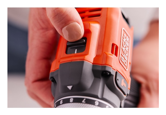 Black & Decker BLD683XN-XJ bor 1800 rpm 1 kg Sort, Orange