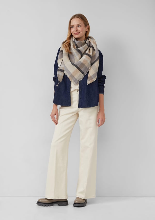 s.Oliver 2169580.80N9.ONESIZE halsbeklädnad Beige