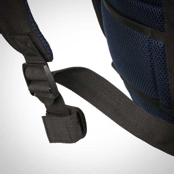 Rivacase 8460 43,2 cm (17") Ryggsäcksfodral Svart