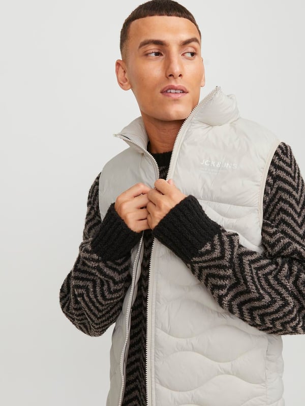 Jack & Jones 12249441_123.60 takki ja pusakka