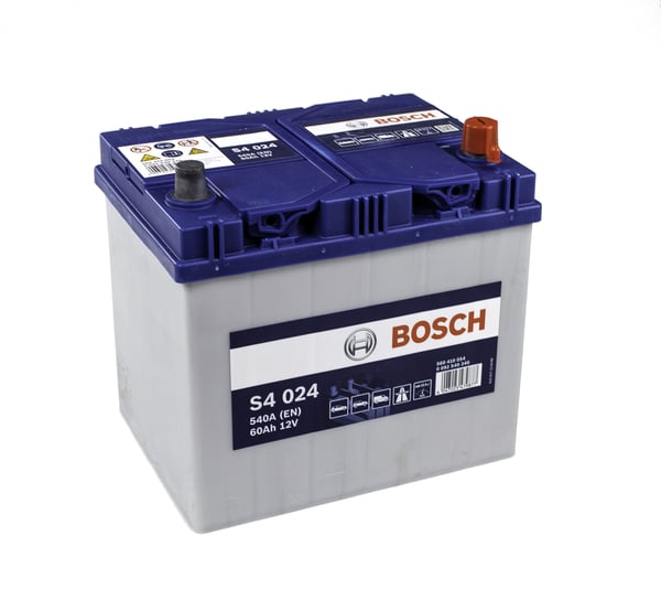 Miniatyrbild 2 av 2: Bosch S4 fordonsbatteri 60 Ah 12 V 540 A Bil