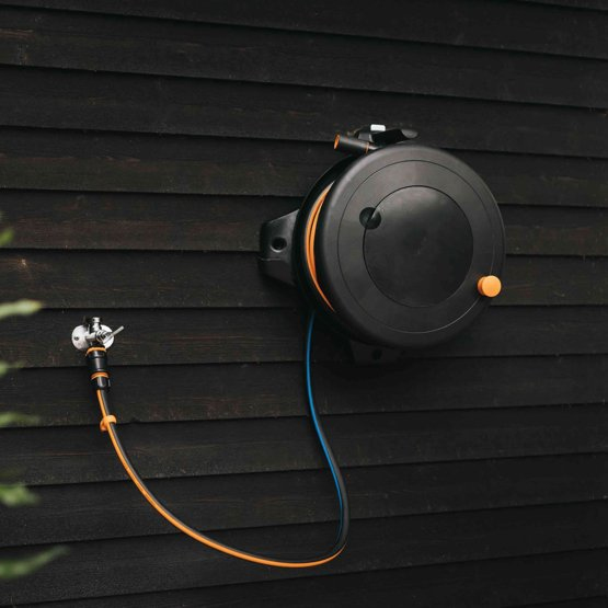 Miniatyrbillede 5 af 8: Fiskars 1057237 haveslangespole Multi-positionshjul Vejledning Sort