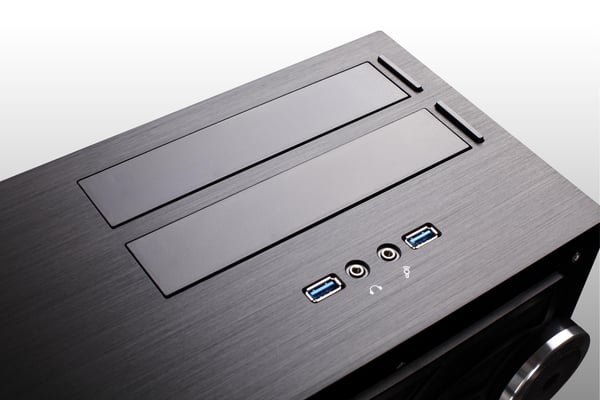Miniatyrbillede 15 af 15: Silverstone GD08 HTPC Sort
