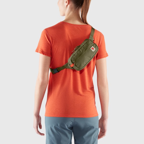 Pikkukuva 3 / 5: Fjällräven High Coast Hip Pack reppu Arkireppu Blackberry Polyamidi