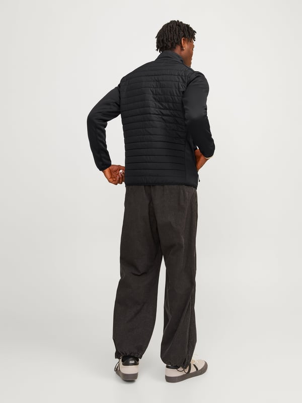 Pikkukuva 5 / 7: Jack & Jones 12248142_2161_1073437.60 takki ja pusakka