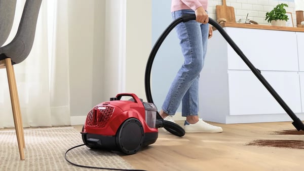Pikkukuva 10 / 10: Bosch BGS21CAR imuri 2 L Tynnyri-imuri Kuiva 750 W Pussiton
