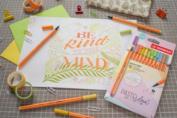 Miniatyrbild 8 av 8: STABILO point 88 stiftpennor Fin Beige, Blå, Grön, Ljusgrön, Orange, Pastel, Persika, Violett, Gul 12 styck