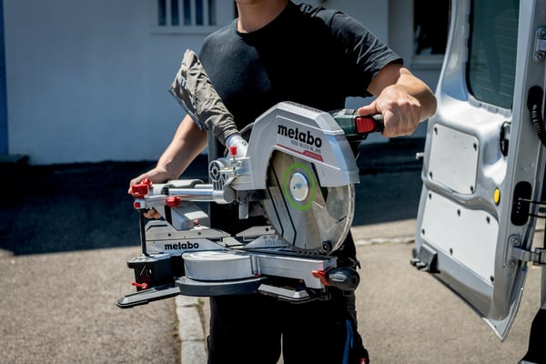 Pikkukuva 5 / 11: Metabo KGS 18 LTX BL 305 3700 RPM