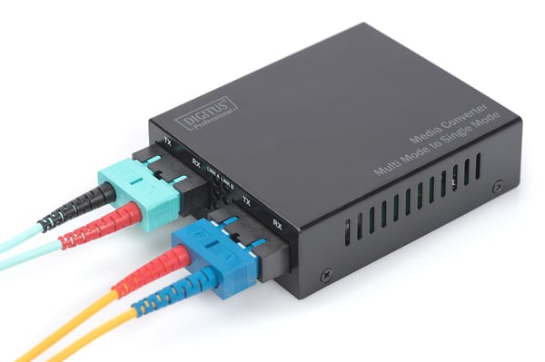 Digitus DN-82024 netværksomformer til medie 100 Mbit/s 1310 nm Multitilstand, Enkeltilstand Sort