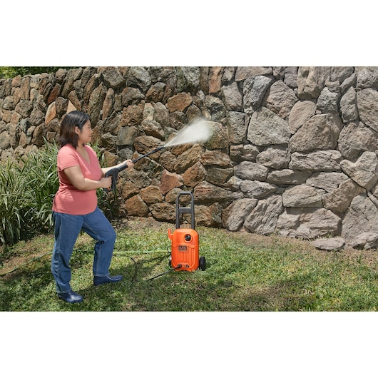 Black & Decker BEPW1650-QS højtryksrenser Kompakt Elektrisk 330 l/t Orange