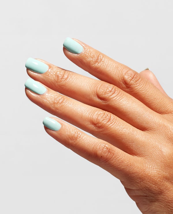 OPI Nature Strong overlak til neglen 15 ml Transparent