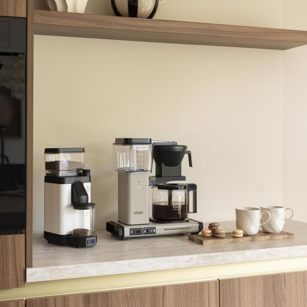 Pikkukuva 2 / 6: Moccamaster KBG Select Täysautomaattinen Suodatinkahvinkeitin 1,25 L