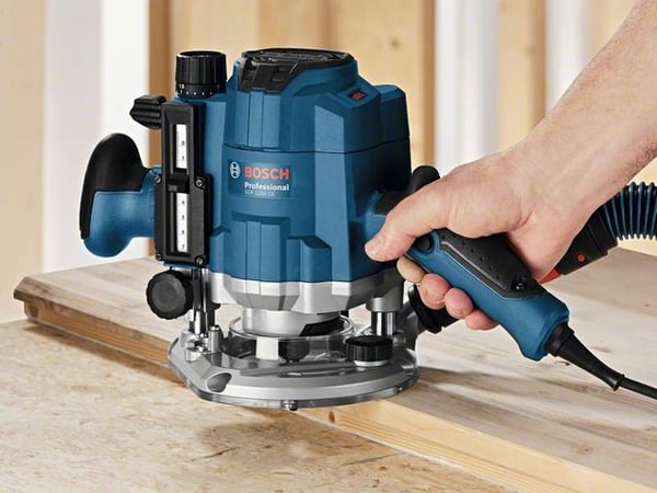 Miniatyrbillede 4 af 5: Bosch GOF 1250 CE Sort, Blå 24000 rpm 1250 W