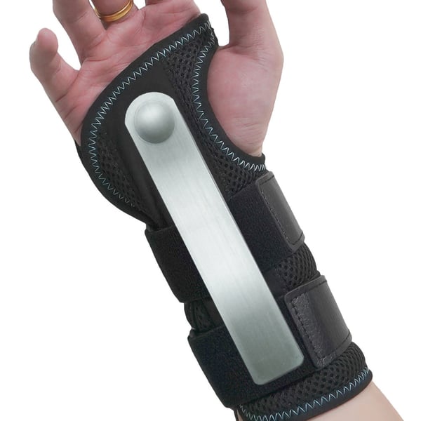 Handledsstöd höger / handledsskydd med metallskena / justerbart stöd i neopren för handled