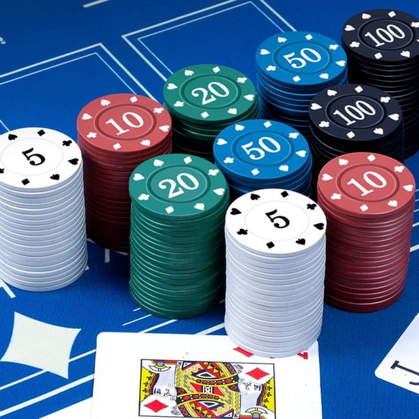Pokerchips 5 forskellige værdier 100-pak