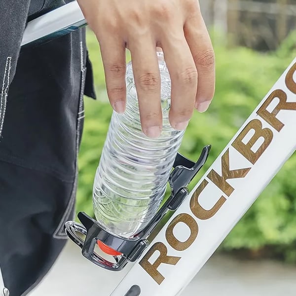 Sykkelflaskeholder med fleksibel design