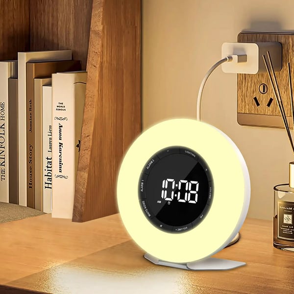 Vækkeur med wake-up light og FM-radio