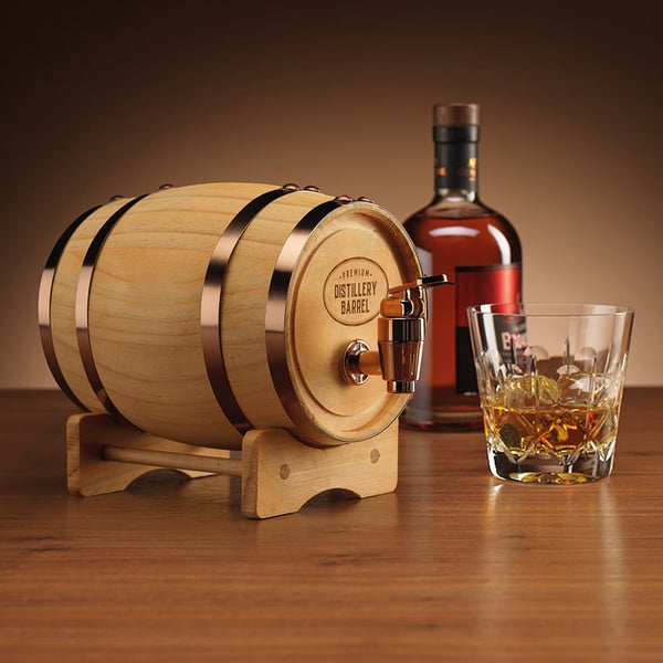 Whiskytønde i træ 800 ml / trætønde / whiskeytønde med hane / serveringstønde