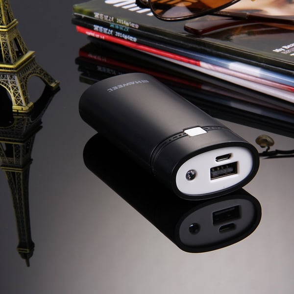 Powerbank-kabinet 5600 mAh til 2×18650-batterier