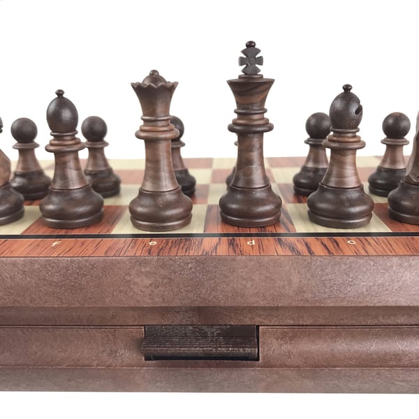 Sjakk sett - Sort/Hvite Brikker 31,5x27,2cm