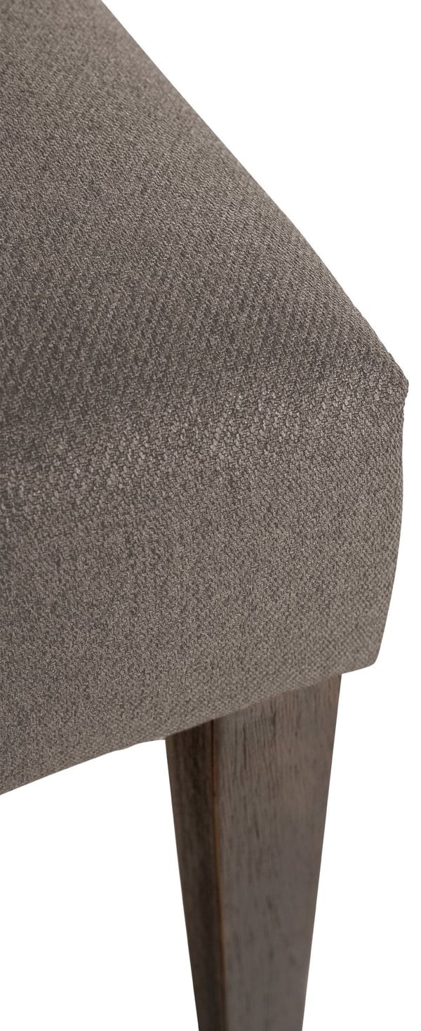 Matstol Lisburn I Sammet I Tyg I Stoppad Stol Quiltsydd Chesterfield Design