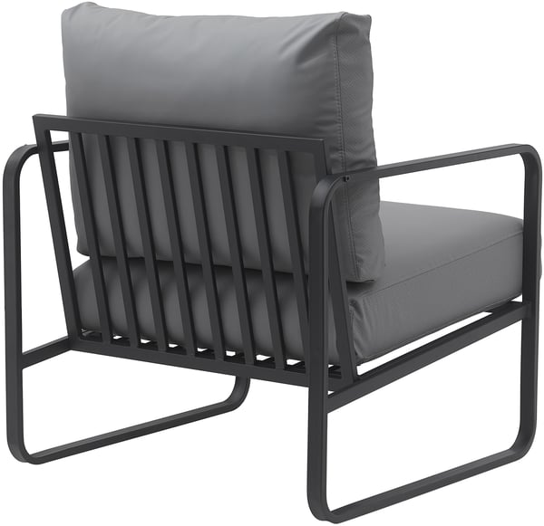 Lounger Manea I Relax-lænestol i kunstlæder eller stofbetræk I Med robust metalstel I Polstret klublænestol