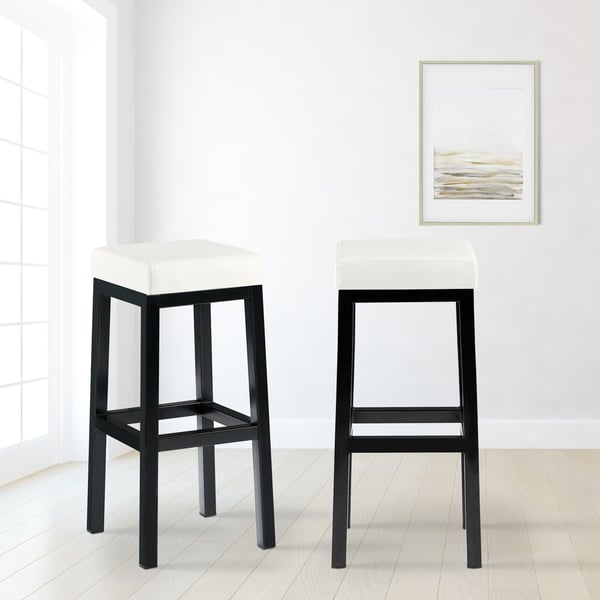 Taylor barstol i konstläder och tyg i sitthöjd 85 CM i fyrkantig barstol med svart metallram