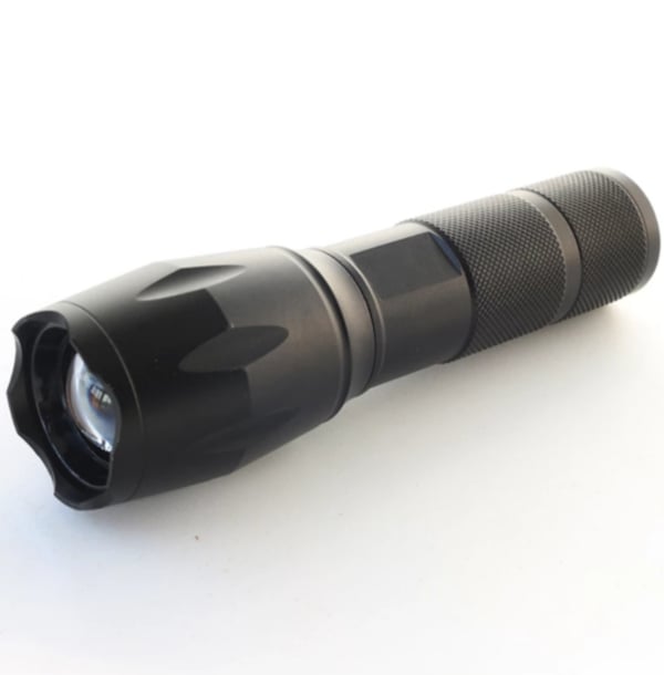 T6 Zoom LED Ficklampa