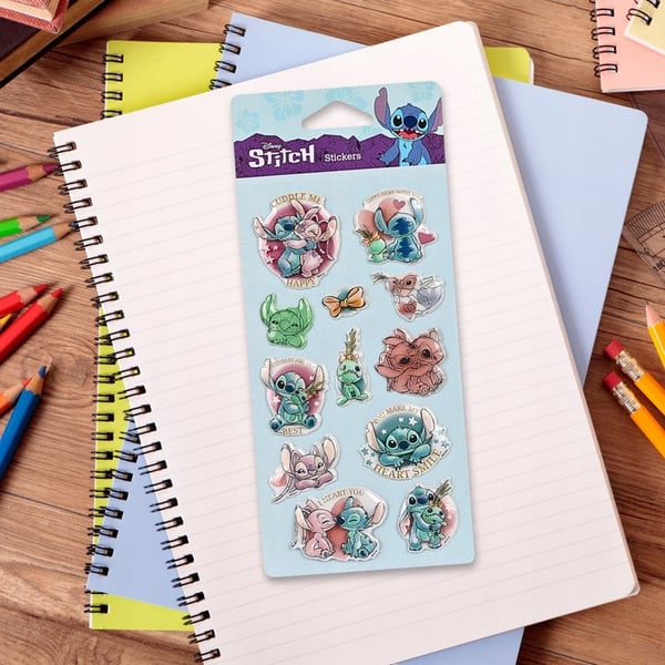 Itseliimautuvat tarrat, kuperat pehmolelut, ponnahdusikkunat Disney Stitch Coolpack