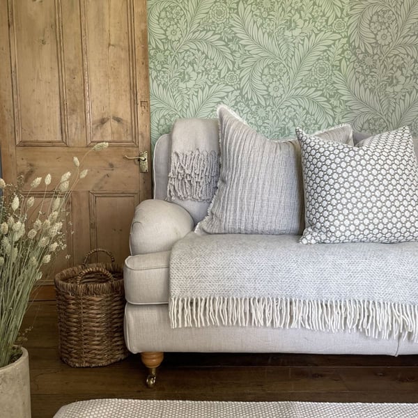 Belgravia Florence Leaf Wallpaper