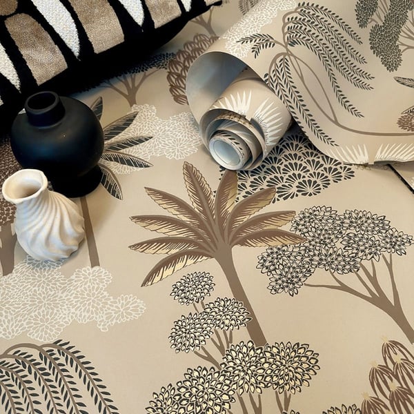Belgravia Akiko Floral Wallpaper