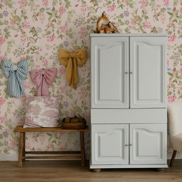 Holden Décor Away With The Fairies Textured Wallpaper